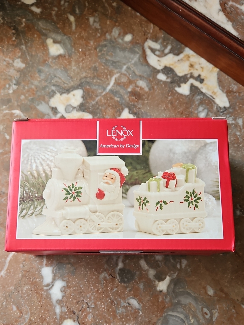 NWT Lenox North Pole Express Train  Salt & Pepper Set